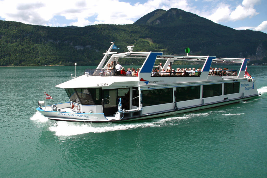 Hotel Youhey Am Wolfgangsee Strobl Exterior foto